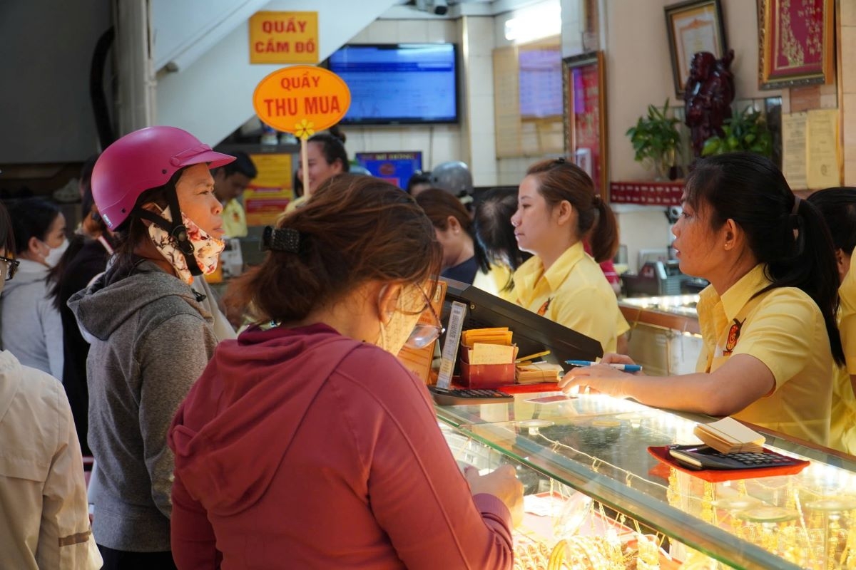 Gợi ý phát hành chứng chỉ vàng: Giải pháp quản lý vàng trong dân